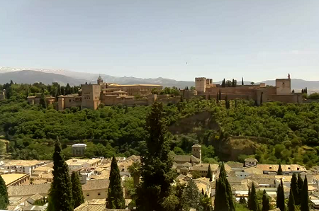 Дворец Альгамбра в городе Гранада в Испании