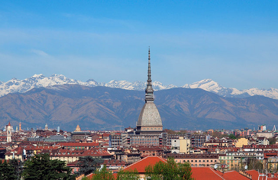 Веб камера Италия, Турин, шпиль Mole Antonelliana