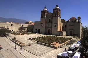 Веб камера Мексики, Оахака, церковь Санто-Доминго