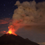Вулкан Попокатепетль в Мексике