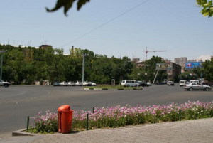 Площадь Франции в Ереване в Армении