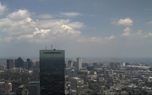 Вид с небоскреба Prudential Tower в Бостоне в восточном направлении