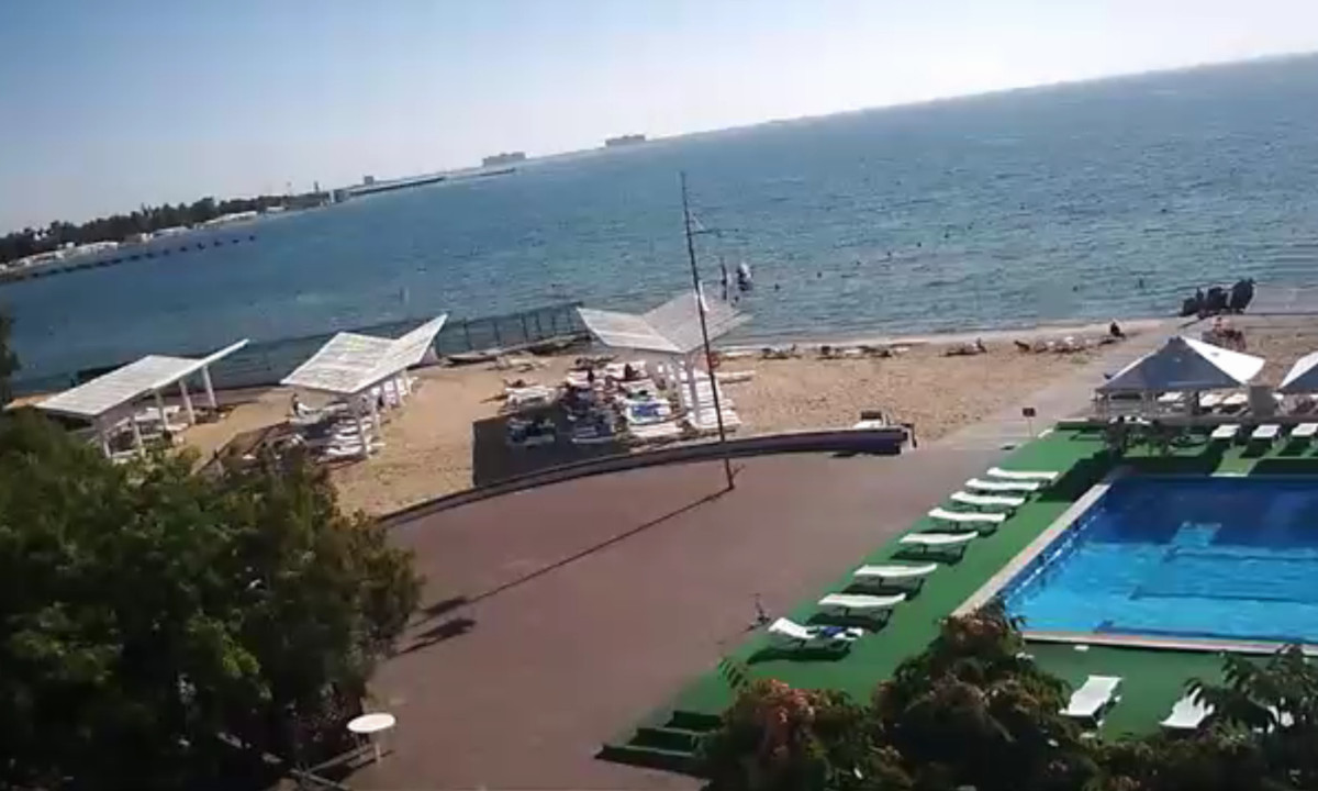 Веб камера Крыма, Евпатория, санаторий «Золотой берег»