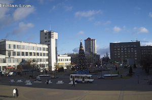 Веб камера показывает Привокзальную Площадь в Харькове на Украине
