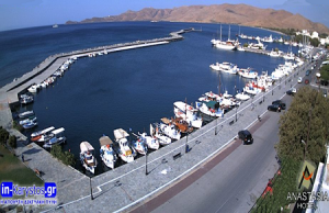 Порт в городе Каристос на острове Эвбея в Греции
