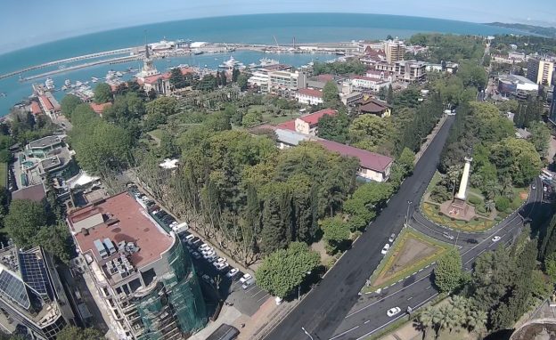 Веб камера показывает морской порт Сочи в реальном времени Морской порт Сочи