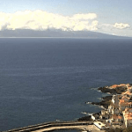 Город Кальета на острове Сан-Жоржи в Португалии