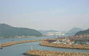 Бухта в районе Сайваньхо в Гонконге