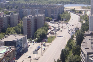 Перекресток улиц Молодогвардейцев и Братьев Кашириных в Челябинске
