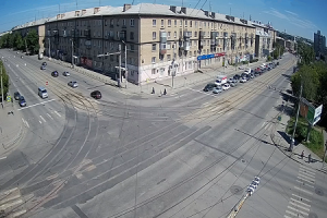 Перекресток проспекта Победы и улицы Каслинская в Челябинске