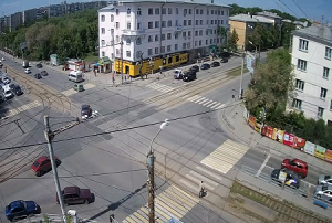 Перекресток проспекта Победы и улицы Российская в Челябинске