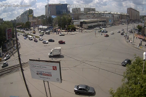 Перекресток улиц Гагарина и Дзержинского в Челябинске