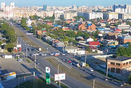 Веб камера Челябинска, перекресток улицы Чайковского и проспекта Победы Веб камера Челябинска, перекресток улицы Чайковского и проспекта Победы