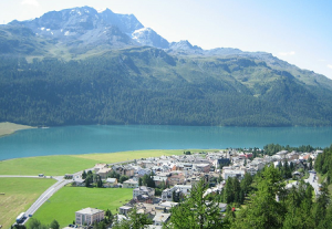 Озеро Сильваплана в Швейцарии