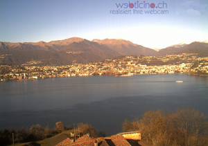 Озеро Лугано и город Лугано в Швейцарии