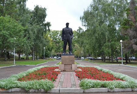 Веб камера показывает Сквер Маяковского в Уфе Сквер Маяковского в Уфе