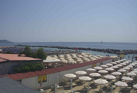 Веб камера Италия, Сан-Ремо, отель «Вила София» (Hotel Villa Sophia) 3*