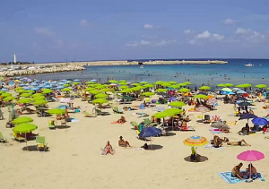 Веб камера Италия, остров Сицилия, Сан-Вито-Ло-Капо, пляж с бара Sea Garden