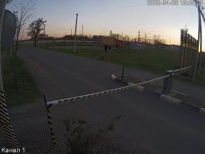 Веб камера Краснодара, Экопосёлок "Николино Парк", въезд/выезд
