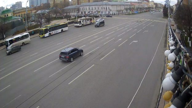 Веб камера показывает Площадь Ленина в Рязани в реальном времени Площадь Ленина в Рязани
