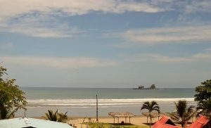 Пляж Айямпе в Эквадоре из гостевого дома Ayampe