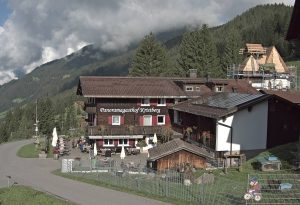 Веб камера Австрии, горнолыжный курорт Монтафон, вид на отель Panoramagasthof Kristberg