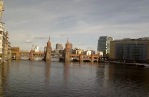 Веб камера Германия, Берлин, мост Обербаумбрюкке через реку Шпрее