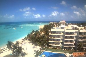 Веб камера Мексики, остров Женщин, пляж Плайя Норте из отеля Ixchel Beach 5*