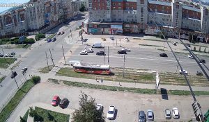 Веб камера Омск, перекресток улиц Маршала Жукова и Маяковского