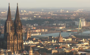 Веб камера Германия, Кельн, панорама с небоскрёба Кёльн Турм