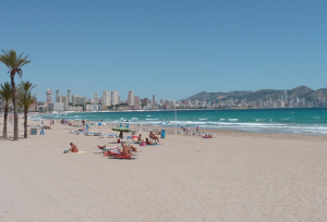 Веб камера Испании, Валенсия, Бенидорм, пляж Поньенте (Playa de Poniente)