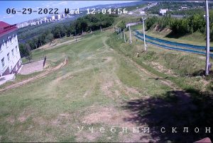 Веб камера Нижний Новгород, горнолыжный комплекс «Новинки», учебный склон