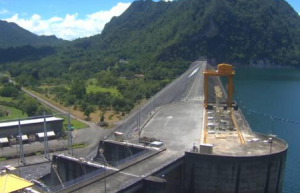 Веб камера Таиланд, район Тхонг Пха Пху, плотина Вачиралонгкорн (Wachiralongkorn Dam Hydro Power Plant)