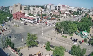 Веб-камера Астрахани, Пересечение улиц Анри Барбюса и Савушкина