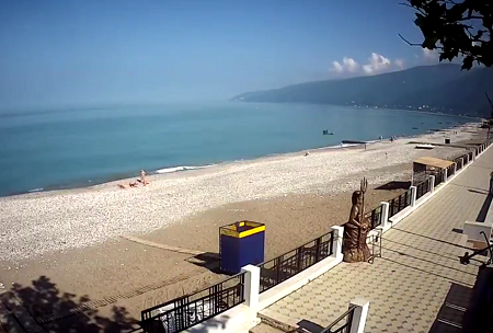 Веб камеры сухуми. Веб камера Абхазия Гагры набережная. Веб камера Абхазия Гагра. Пляж Гагра Абхазия видеокамера. Абхазия пляж Гагры веб камера море.