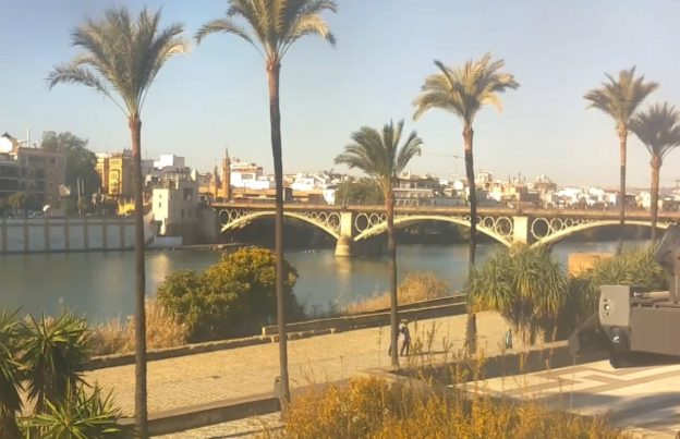 Мост Изабеллы II в Севильи в Андалусии