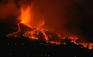 Веб камера остров Ла Пальма, извержение вулкана Кумбре-Вьеха