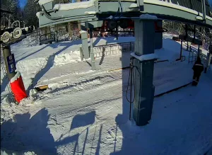 Веб-камера горнолыжный курорт «Красное озеро», Кресельный подъемник