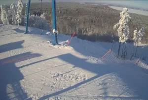 Веб-камера горнолыжный курорт Красное озеро, Спортивный склон