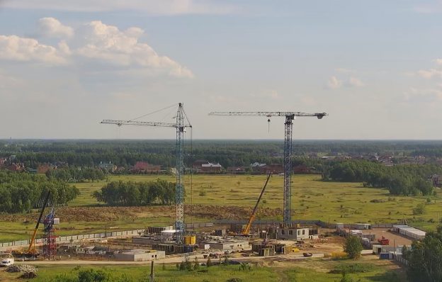 Ход строительства ЖК «Зеленая река» в Омске