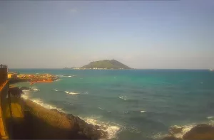 Веб-камера Южной Кореи, остров Чеджу, Пляж Пёсон