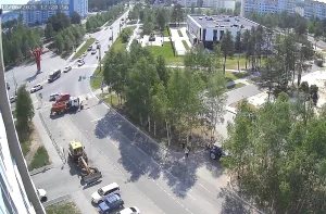 Веб-камера Когалыма, Пересечение улиц Мира и Степана Повха