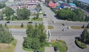 Веб-камера Бийска, Пересечение Коммунарского проспекта и улицы Сенная