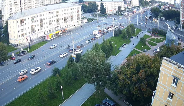 Сквер имени Льва Люльева в Екатеринбурге