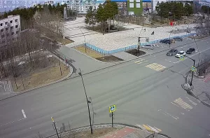 Веб-камера Ноябрьска, Перекросток улиц Дзержинского и Ленина