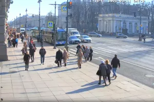 Веб-камера Санкт-Петербурга, Перекресток Невского проспекта и улицы Садовая